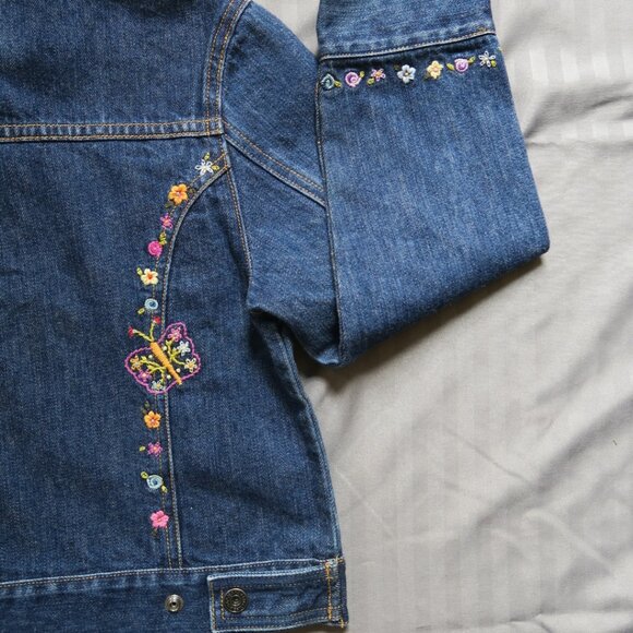 GapKids Girls Denim Jacket/Capri Butterflies & Flowers Outfit Sz 5/6 & 6 NWT - Picture 7 of 16